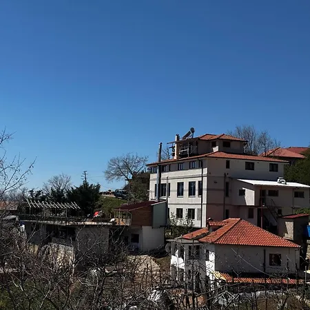 Bujtina Shen Meria Guest house Burimas