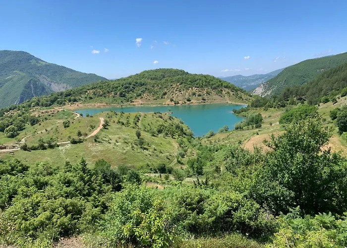 Bujtina Shen Meria بيت ضيافة